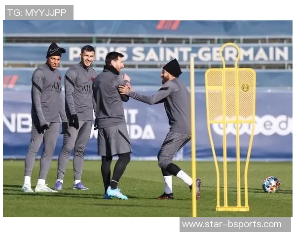 聚焦重庆网球队团队协作精神与欧冠足球的成功之道探讨 聚焦重庆网球队团队协作精神与欧冠足球的成功之道探讨