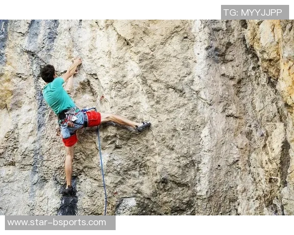 运动攀岩新手必看入门指南助你快速掌握技巧与状态提升方法