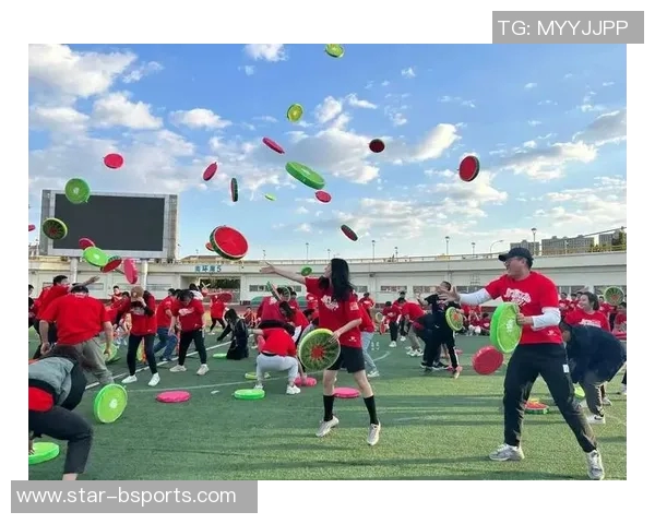 实时新闻上海飞盘队的团队协作探索与飞盘运动的魅力结合